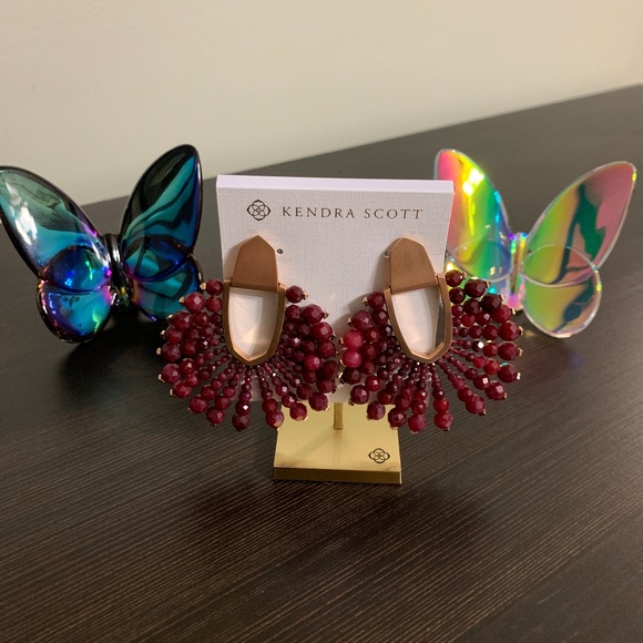 Kendra Scott Jewelry - Kendra Scott Maroon Jade beaded Diane earrings